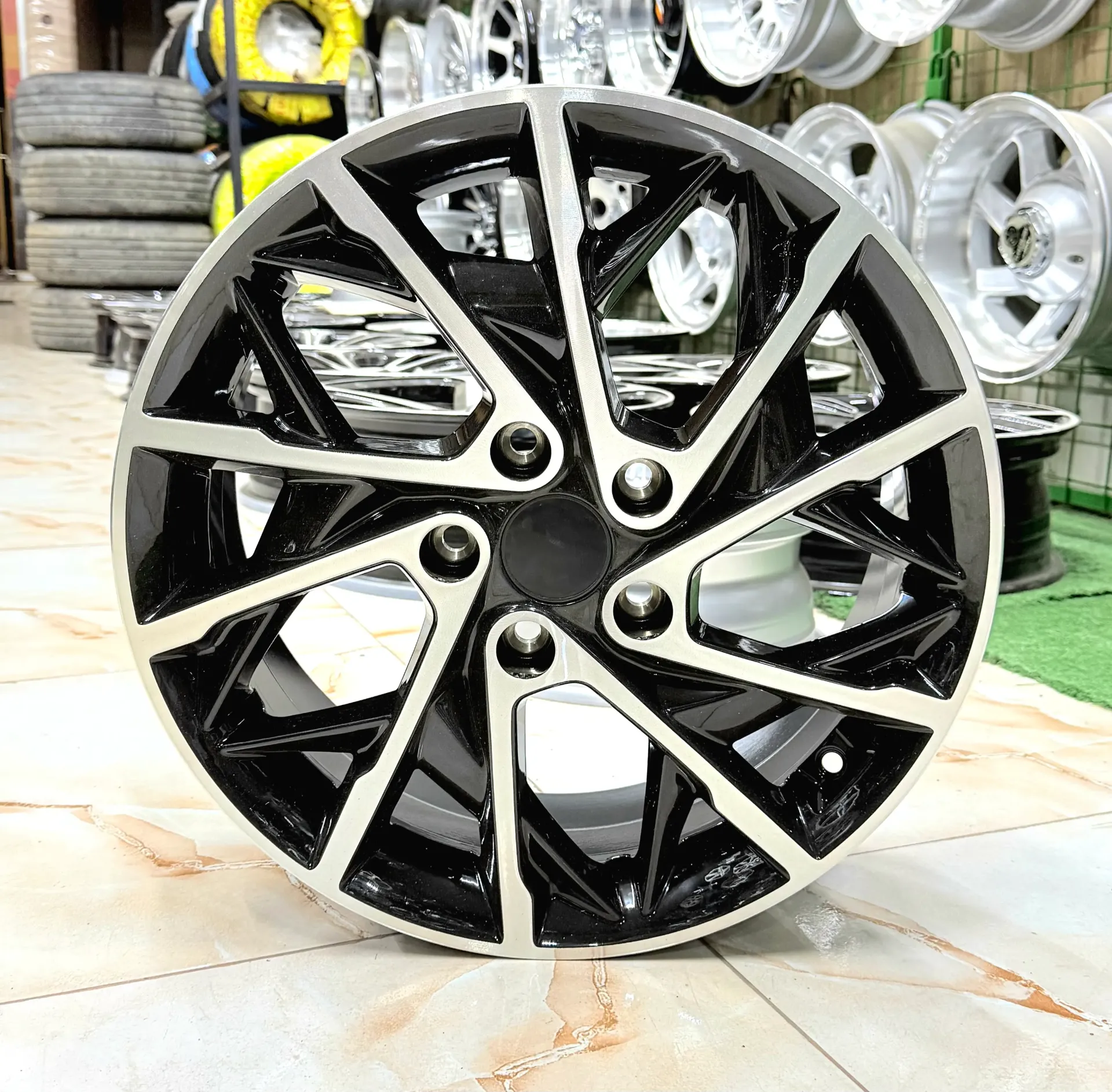 Sport Wheel Set - R17×7 INCH - 5×114 - ET53 - JA042 BM