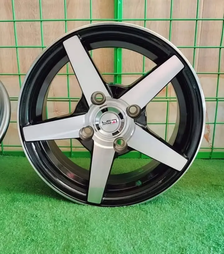طقم جنط سبور اندونيسي - R14×6 INCH - 4×114 - HM-309 BM -  ET25