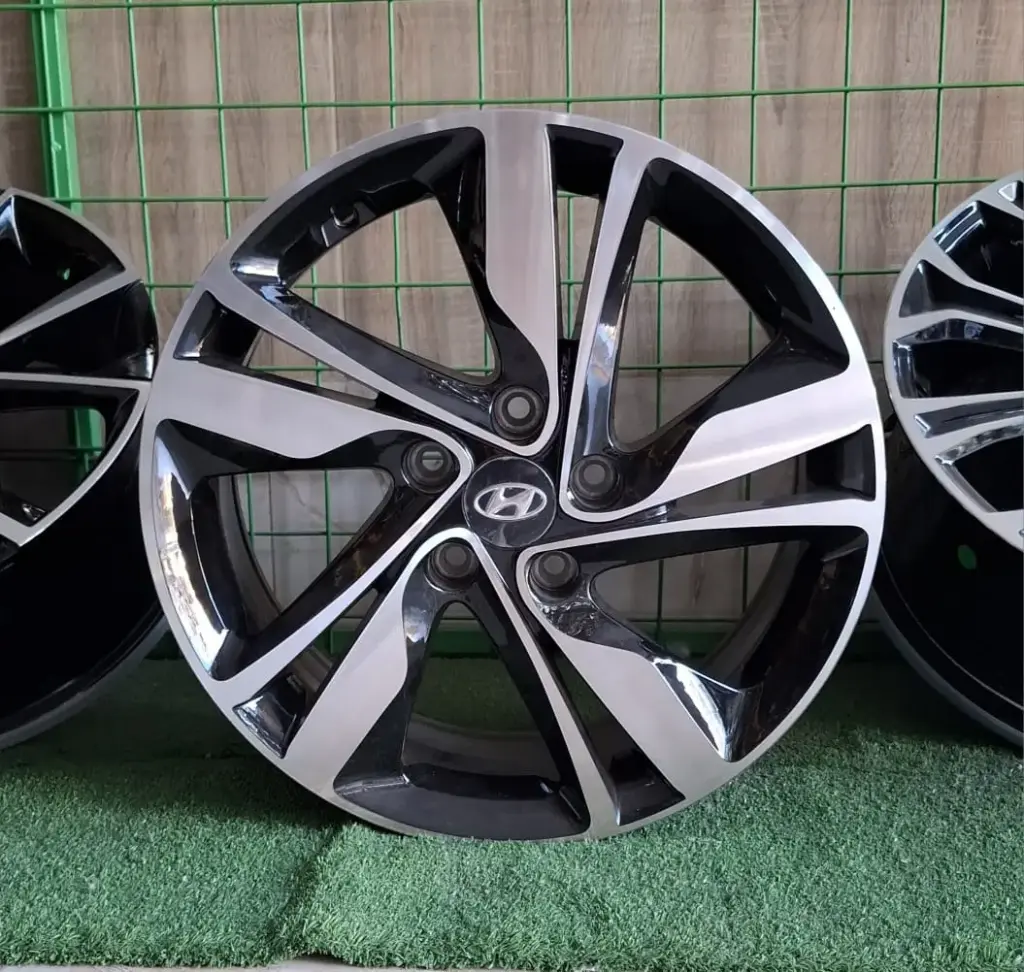 طقم جنط سبور - R17×7 INCH - 5×114 - 012 BM - ET48