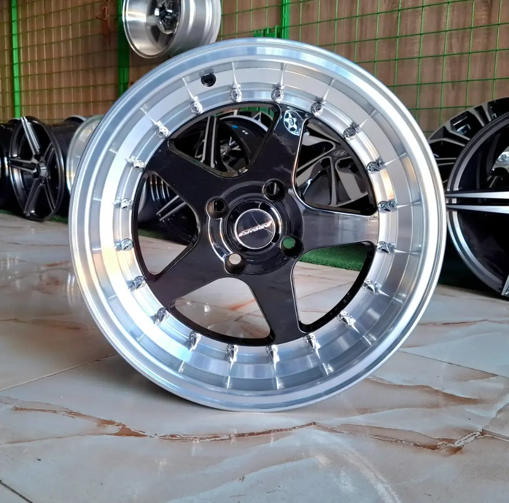 طقم جنط سبور - R15×7.5 INCH - 4×100 - 5072 BLP - ET18