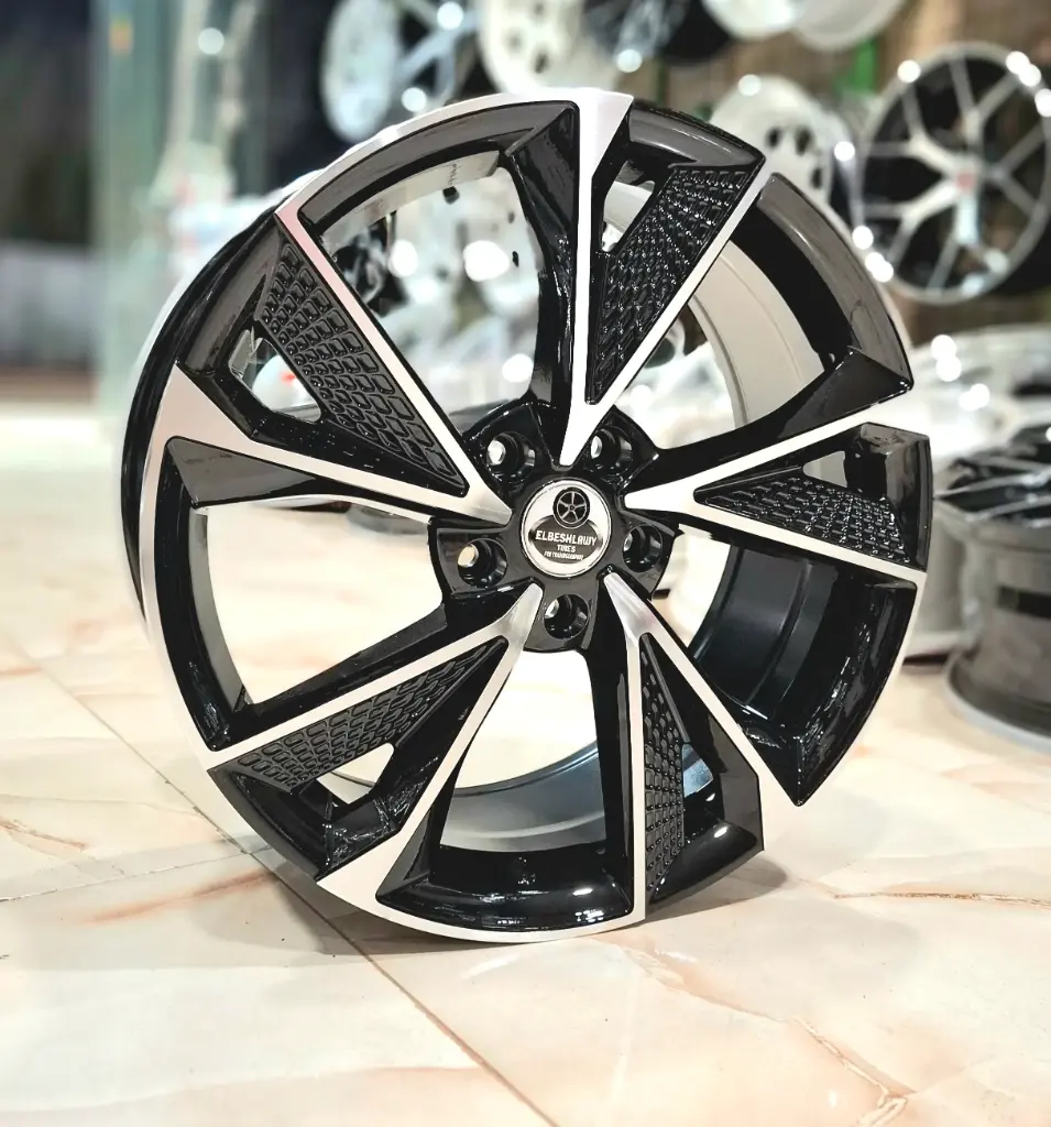 Sport Wheel Set - R18×8 INCH - 5×113 - ET35 - 032 BM