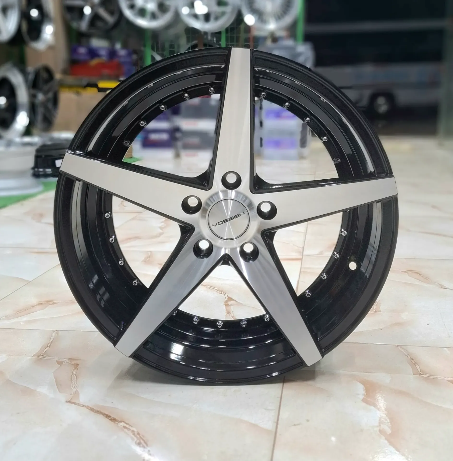 Sport Wheel Set - R17×8 INCH - 5×114 - ET35 - 5229 MB