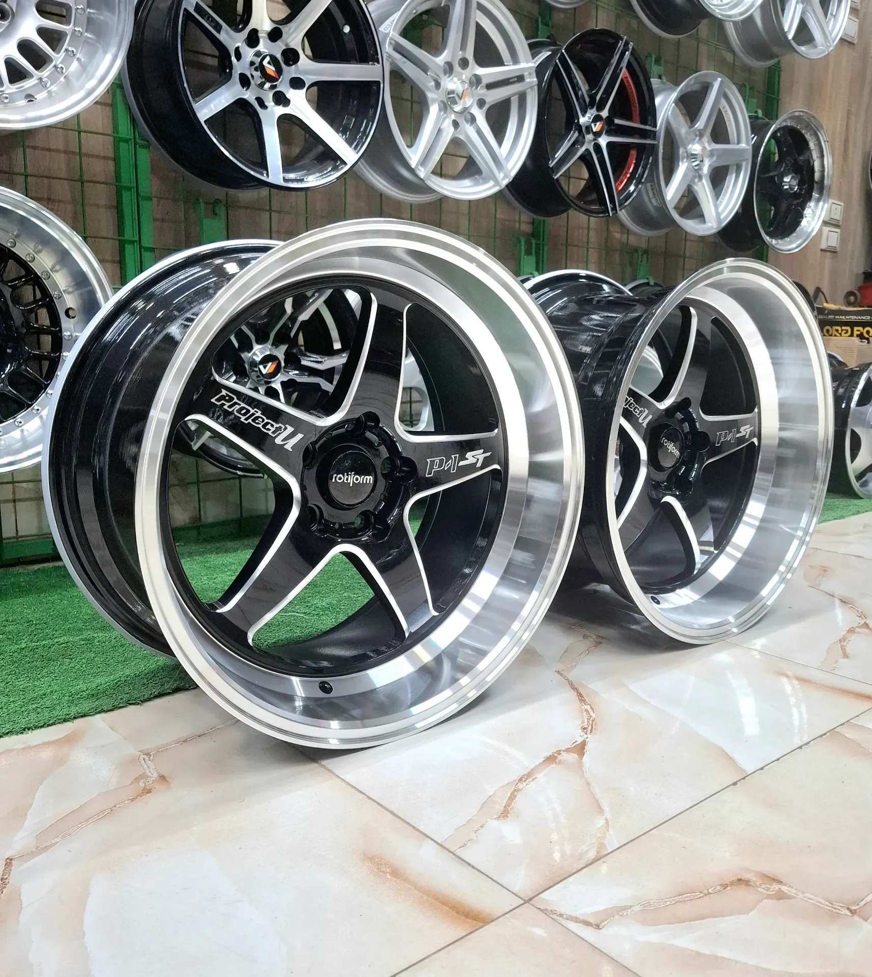 Sport Wheel Set - R18×9.5+10.5 (2)INCH - 5×112 - ET5/8 - 679 MB