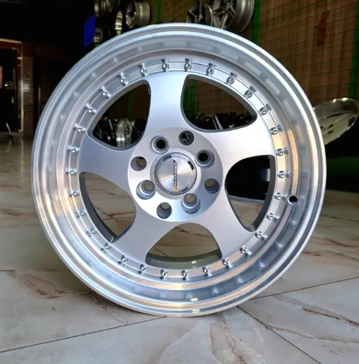 طقم جنط سبور - R15×7 INCH - 8×100/114 - LG5053B SLP - ET25